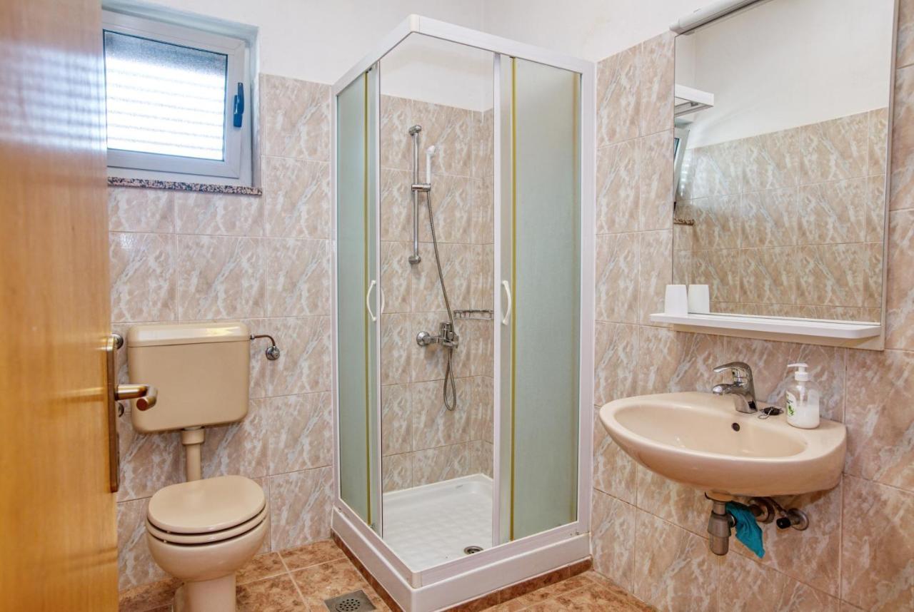 Apartments By The Sea Brodarica, Sibenik - 13615 Ngoại thất bức ảnh