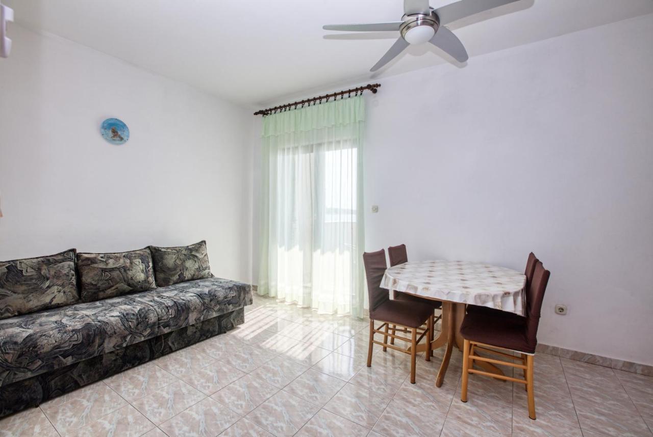 Apartments By The Sea Brodarica, Sibenik - 13615 Ngoại thất bức ảnh